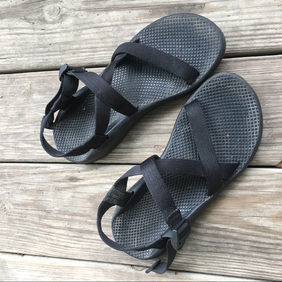 Chaco Shoes - RELISTED Black Strappy Chacos Vibrant